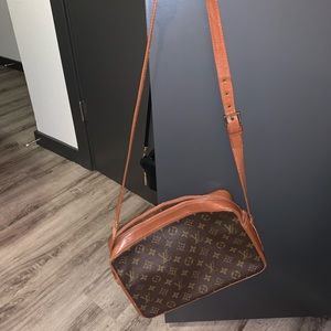 Louis Vuitton purse